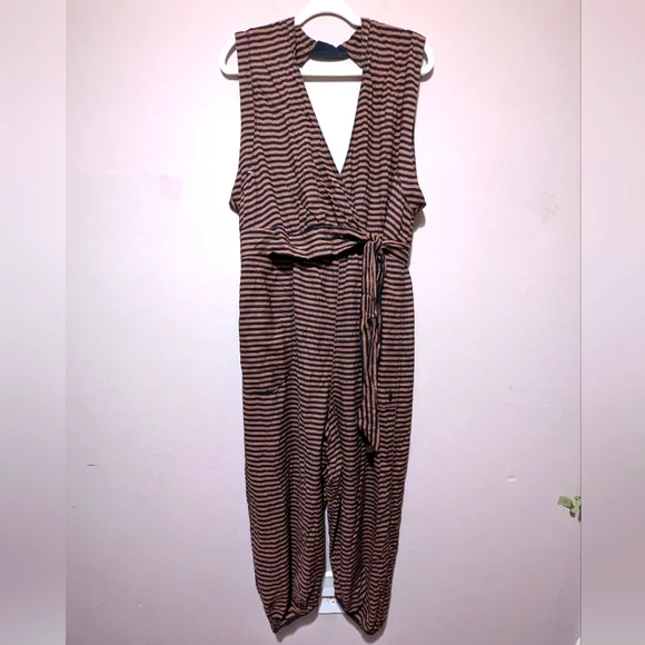 FP Movement Jumper NWOT - Picture 3 of 16